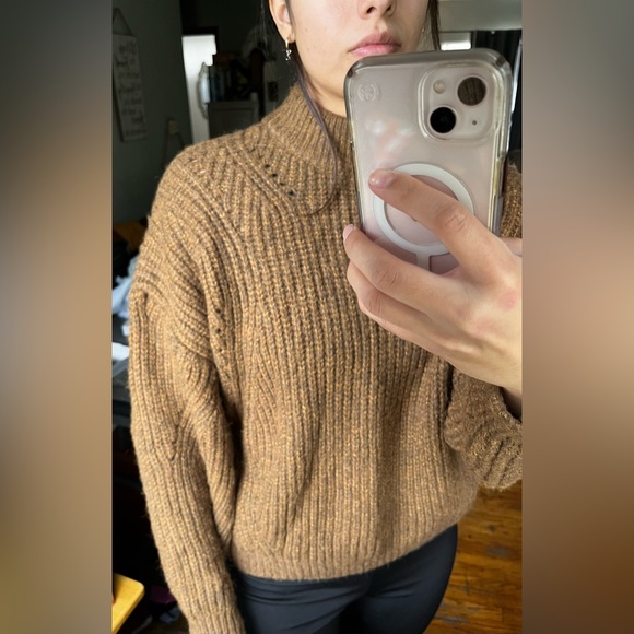 Knitted sweater - Picture 5 of 10